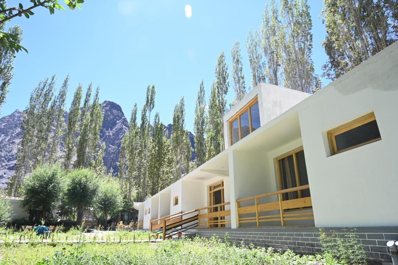 Hotel Hunder Haven Leh Esterno foto