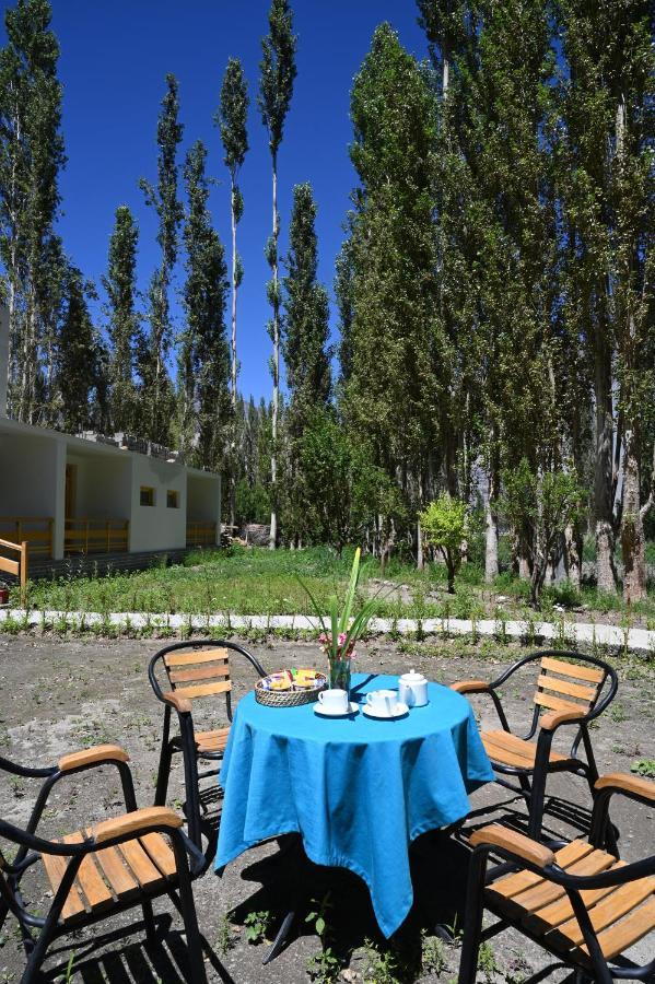 Hotel Hunder Haven Leh Esterno foto